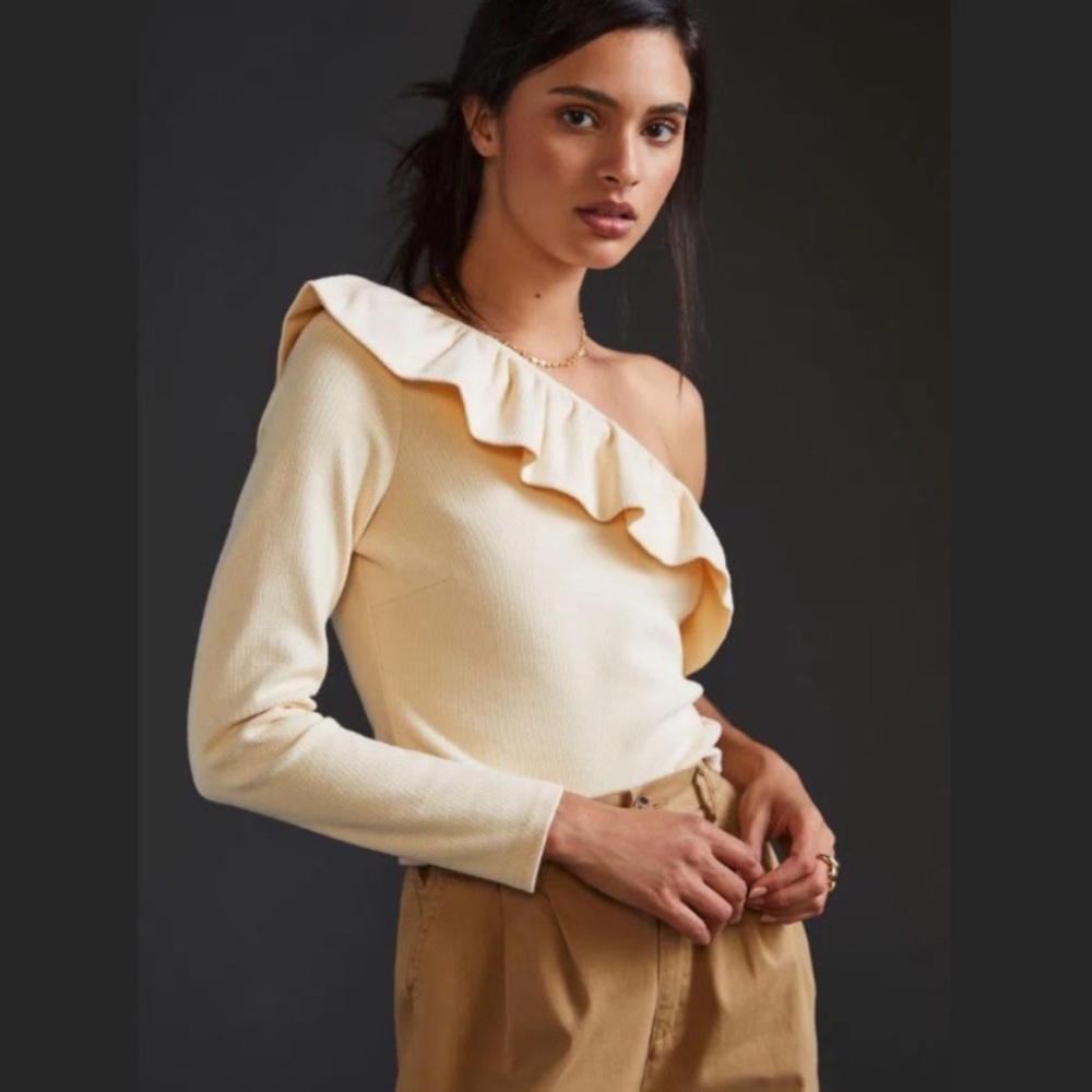 Anthropologie Ruffled One-Shoulder Top in Ivory. Size Small. NWOT - Picture 2 of 5